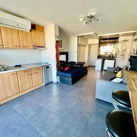 Heliopolis C 公寓 阿格德